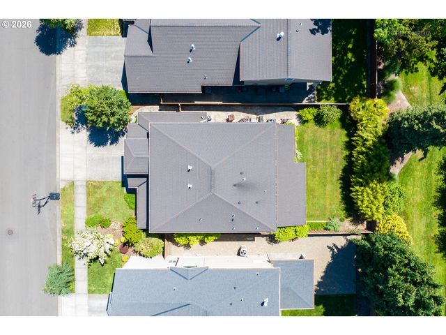 1667 Ne STILE Dr, Hillsboro, OR 97124