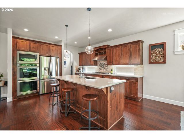 1667 Ne STILE Dr, Hillsboro, OR 97124