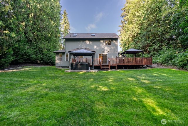 2117 Woodland Creek Street NE, Olympia, WA 98516