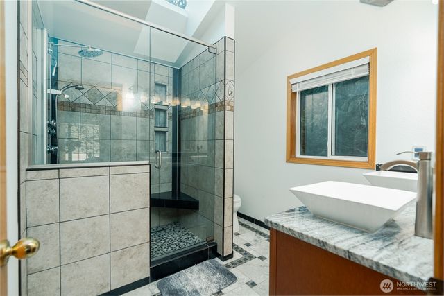 2117 Woodland Creek Street NE, Olympia, WA 98516