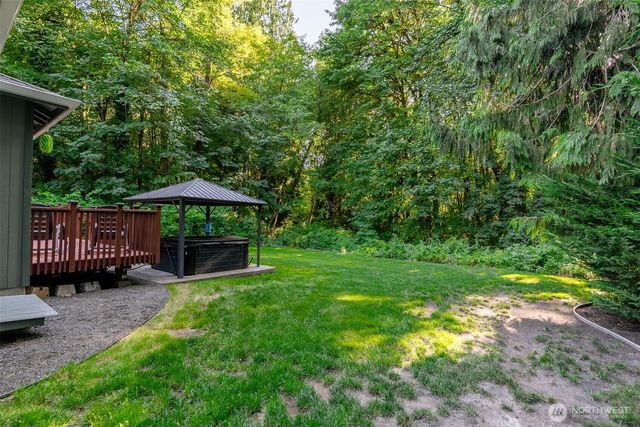 2117 Woodland Creek Street NE, Olympia, WA 98516