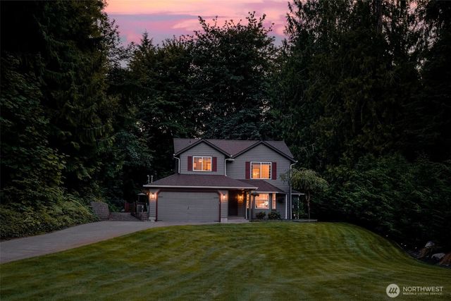 2117 Woodland Creek Street NE, Olympia, WA 98516