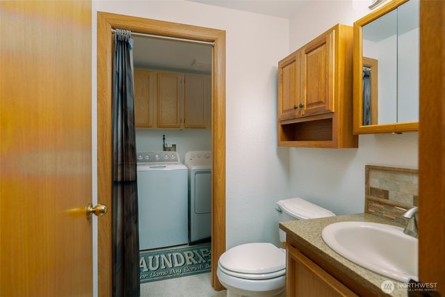 2117 Woodland Creek Street NE, Olympia, WA 98516