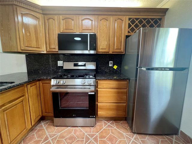 1510 FLINT DRIVE W 10-F, Clearwater, FL 33759