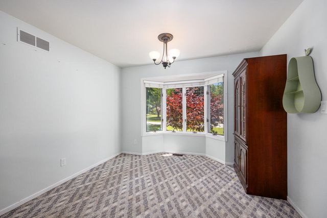 271 Glendale Avenue, Holland, MI 49423