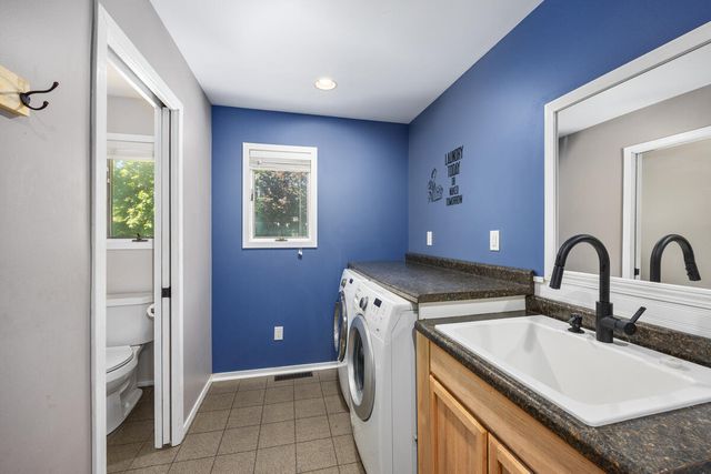 271 Glendale Avenue, Holland, MI 49423