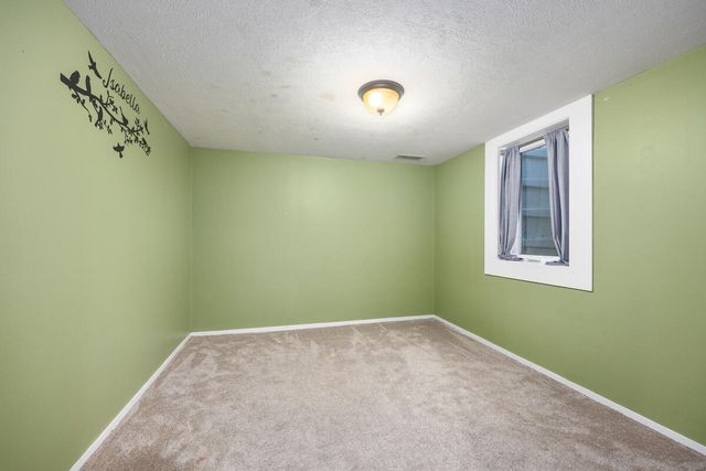 271 Glendale Avenue, Holland, MI 49423