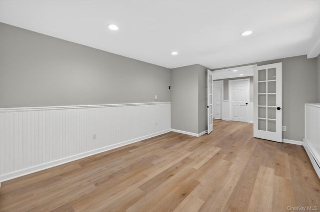 21 Gay Lore Drive, Huntington, NY 11743