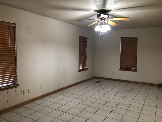 210 Jones Road, Graford, TX 76449