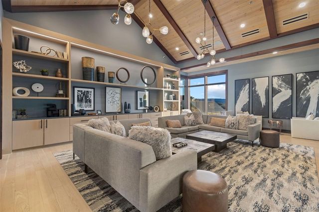 125 Scrubjay Lane, Castle Rock, CO 80104