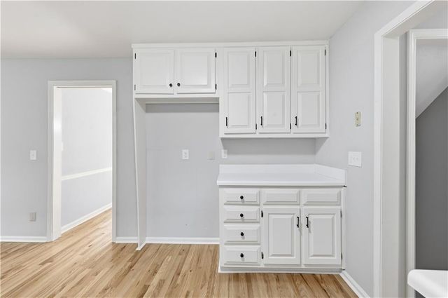 2706 Lillie Lake Drive SW, Marietta, GA 30064