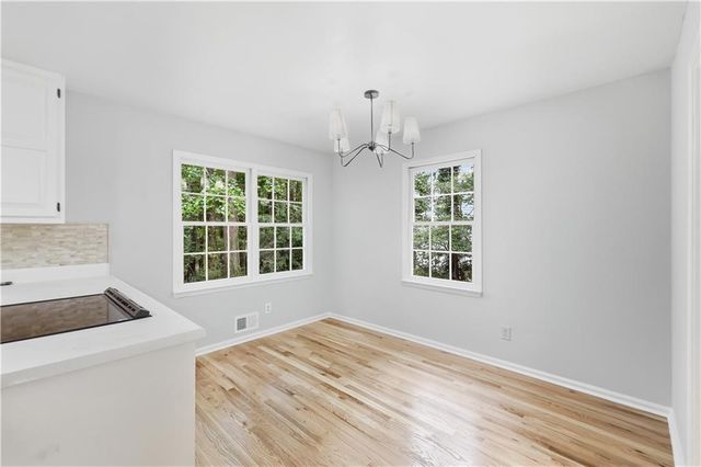 2706 Lillie Lake Drive SW, Marietta, GA 30064