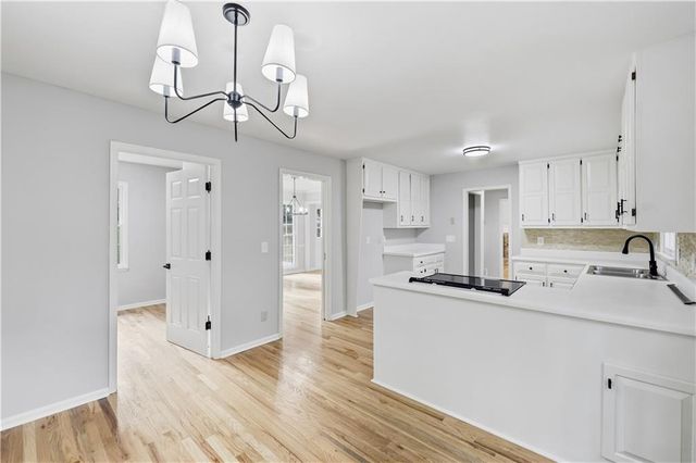 2706 Lillie Lake Drive SW, Marietta, GA 30064