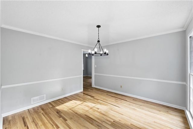2706 Lillie Lake Drive SW, Marietta, GA 30064