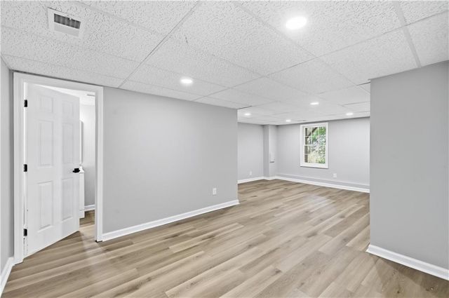 2706 Lillie Lake Drive SW, Marietta, GA 30064