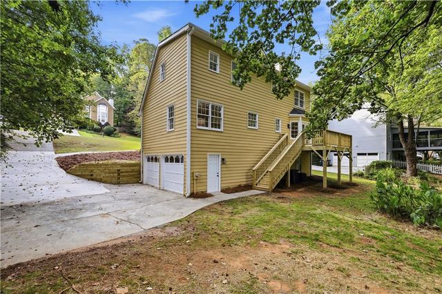 2706 Lillie Lake Drive SW, Marietta, GA 30064
