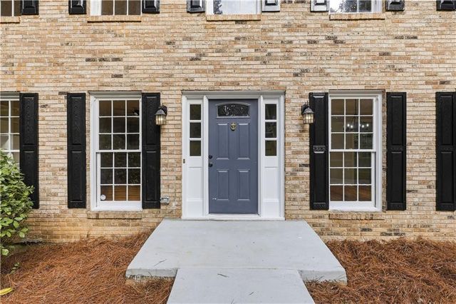 2706 Lillie Lake Drive SW, Marietta, GA 30064