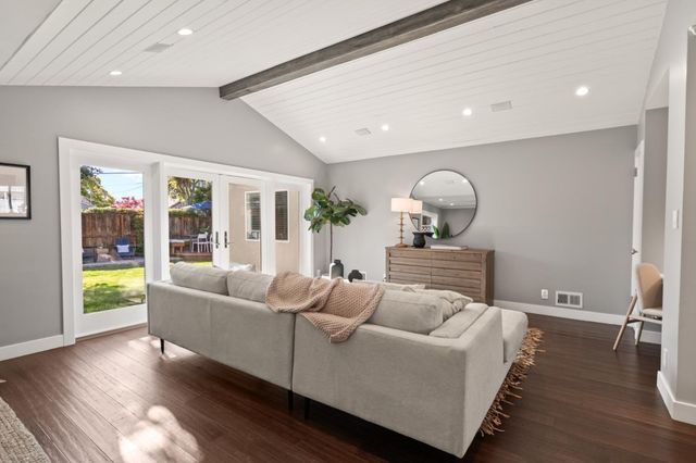 3944 Regan Drive, San Mateo, CA 94403