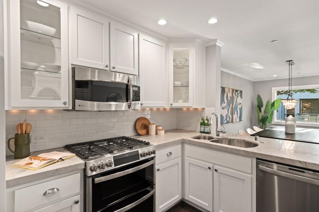 3944 Regan Drive, San Mateo, CA 94403