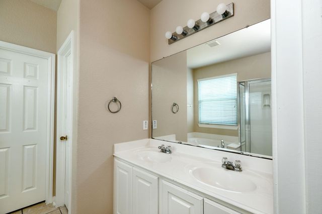 2744 Kickapoo Cavern DR, Pflugerville, TX 78660