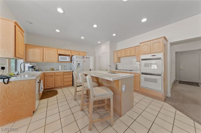 8128 Bay Pines Avenue, Las Vegas, NV 89128