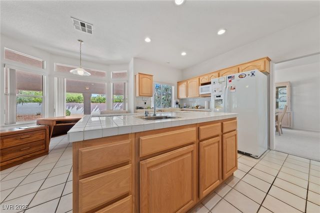 8128 Bay Pines Avenue, Las Vegas, NV 89128