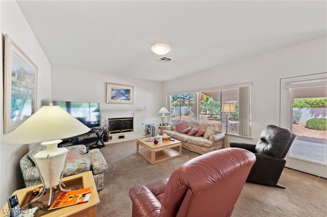 8128 Bay Pines Avenue, Las Vegas, NV 89128