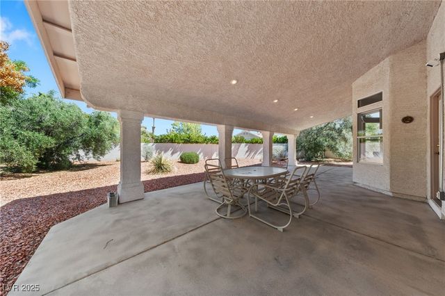 8128 Bay Pines Avenue, Las Vegas, NV 89128