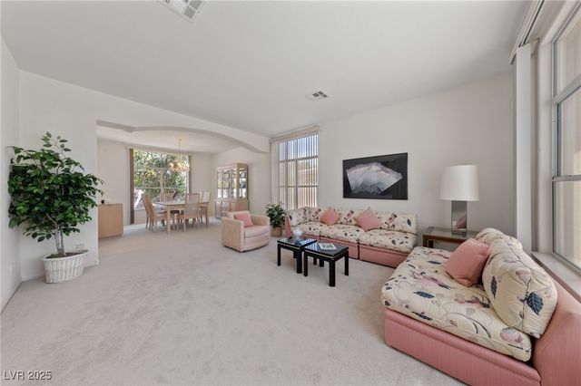 8128 Bay Pines Avenue, Las Vegas, NV 89128