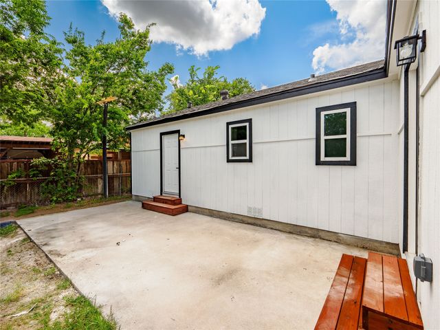 610 Dogwood Trail, Dallas, TX 75224