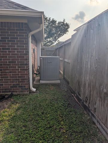 17014 Calm Lagoon Court, Houston, TX 77095