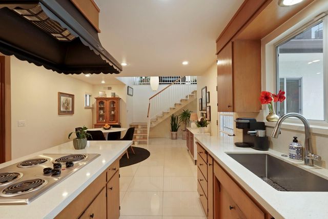 4140 Oakridge Way, Stockton, CA 95204