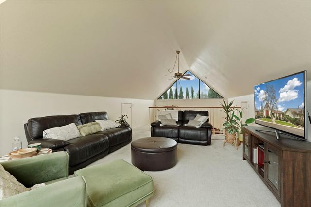 4140 Oakridge Way, Stockton, CA 95204