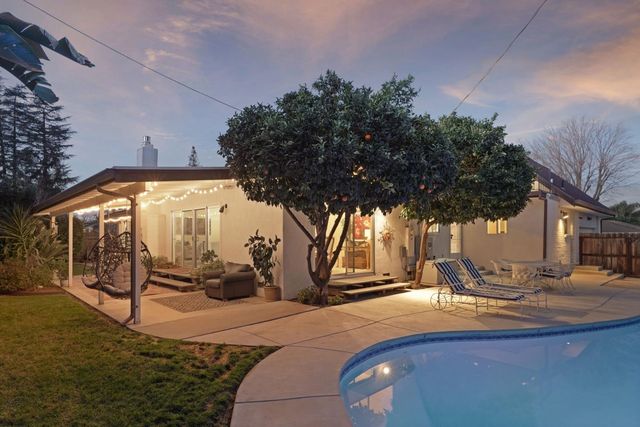 4140 Oakridge Way, Stockton, CA 95204