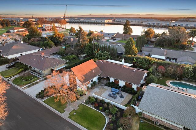 4140 Oakridge Way, Stockton, CA 95204