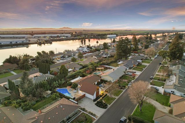 4140 Oakridge Way, Stockton, CA 95204