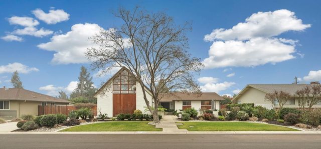 4140 Oakridge Way, Stockton, CA 95204