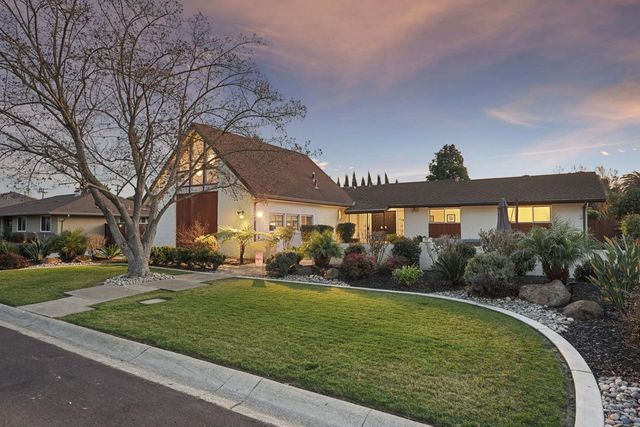 4140 Oakridge Way, Stockton, CA 95204