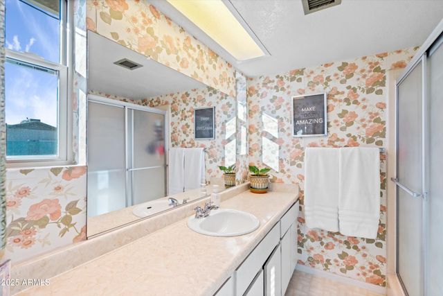 10443 W BUTLER Drive, Peoria, AZ 85345