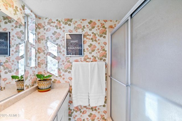 10443 W BUTLER Drive, Peoria, AZ 85345