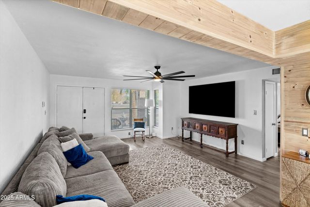 10443 W BUTLER Drive, Peoria, AZ 85345