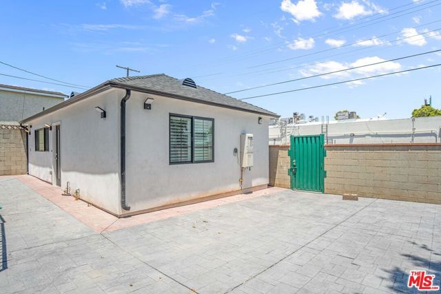 8322 Colegio Drive, Los Angeles, CA 90045