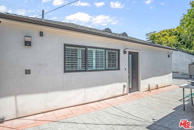 8322 Colegio Drive, Los Angeles, CA 90045
