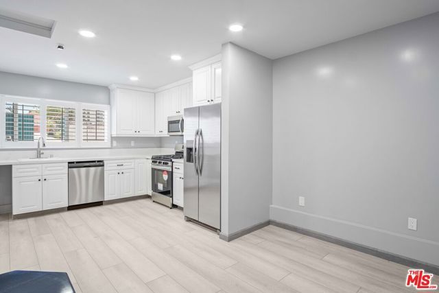 8322 Colegio Drive, Los Angeles, CA 90045