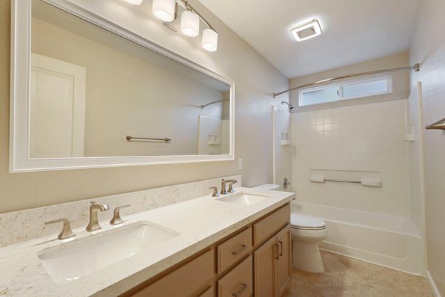 2616 Ponderosa Dr, Lodi, CA 95242
