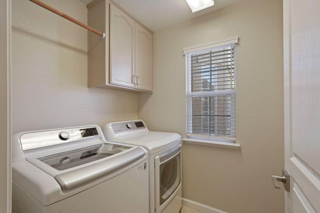 2616 Ponderosa Dr, Lodi, CA 95242