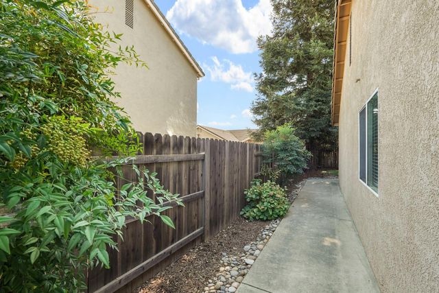 2616 Ponderosa Dr, Lodi, CA 95242