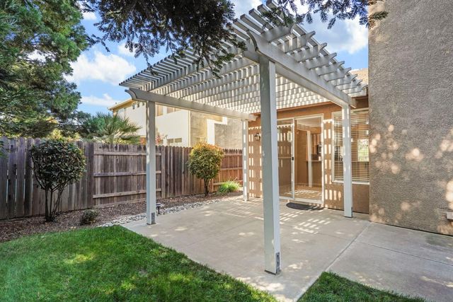 2616 Ponderosa Dr, Lodi, CA 95242