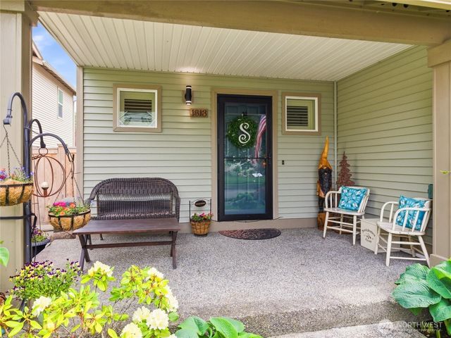 1813 Charles Street, Dupont, WA 98327