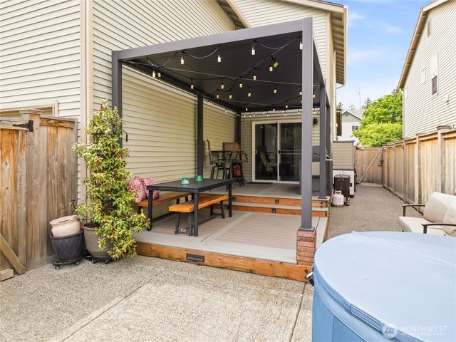 1813 Charles Street, Dupont, WA 98327
